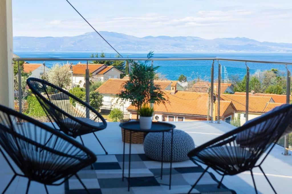 Luxury Apartments Vanessa, נייביצה מראה חיצוני תמונה